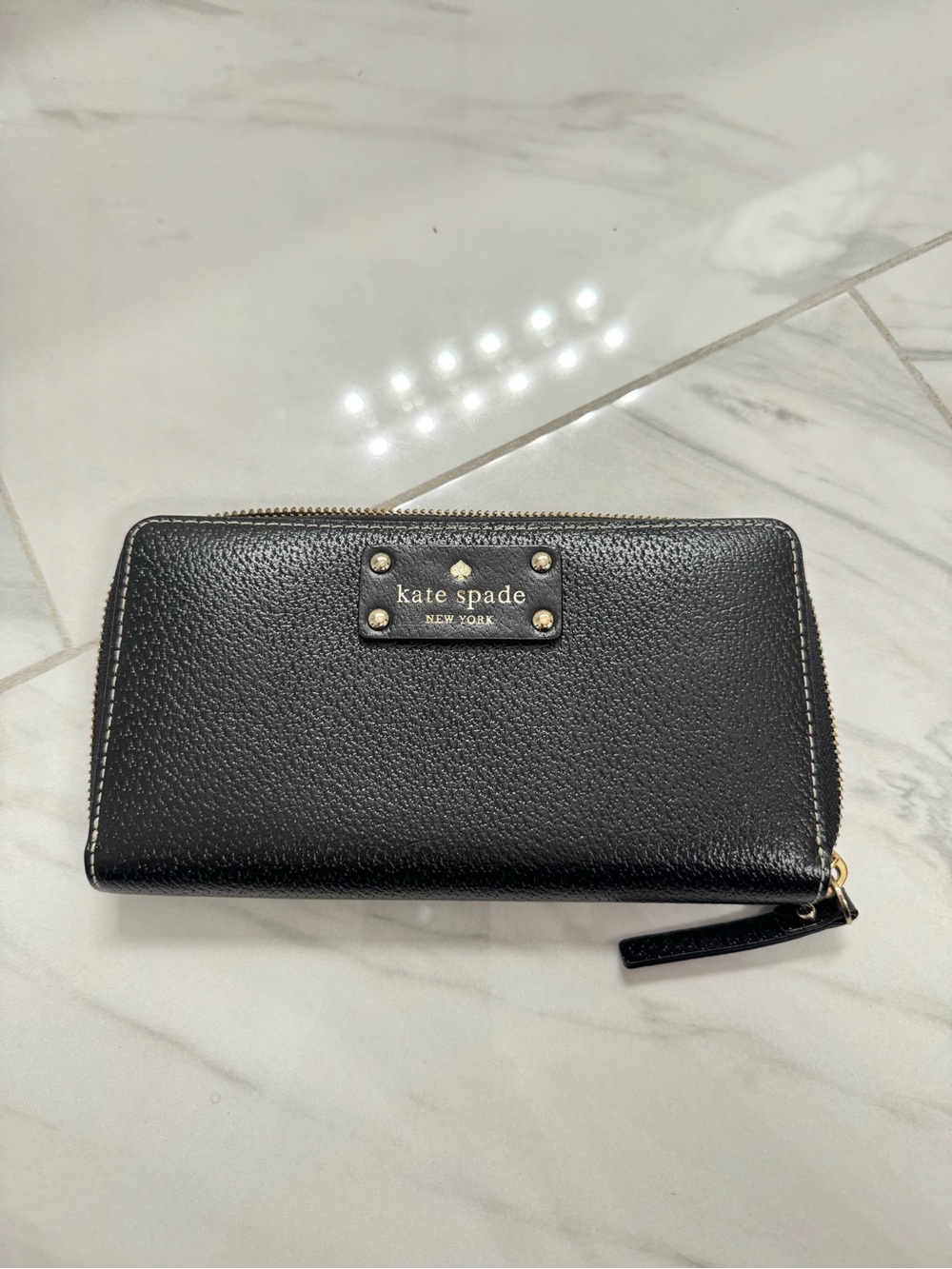 Kate Spade New York Black Leather Zip Around Wallet